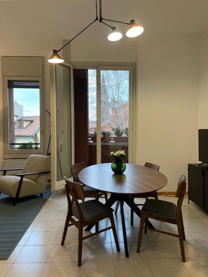 Ca Bela - San Marco Apartment Milan Luaran gambar